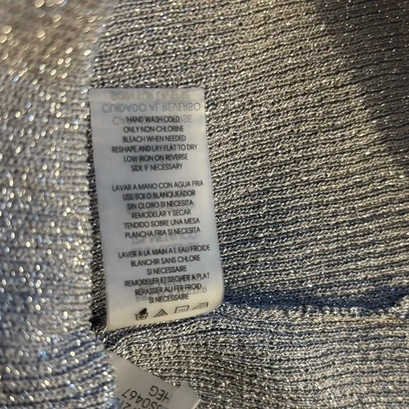 Calvin Klein Metallic Gray Johnny collar  Knit Top Size Medium - Picture 3 of 6